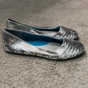 Women’s sequin flats